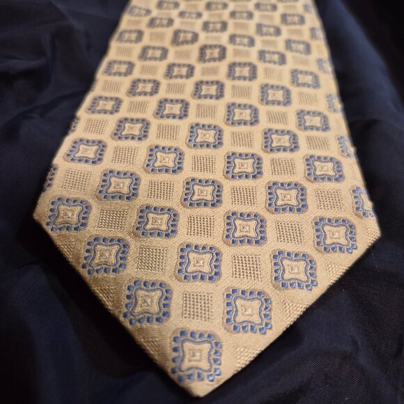 HARRY ROZEN Silk Tie - Picture 2 of 14